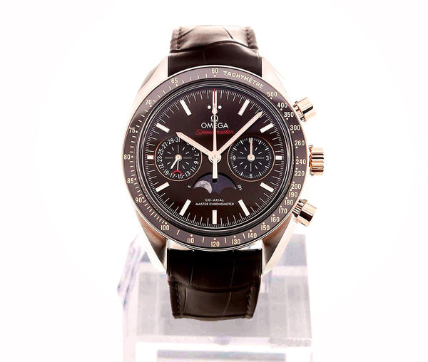 Omega Speedmaster Moonwatch Omega Co-Axial Master Chronometer Moonphase Chronograph 44,25 mm 304.23.44.52.13.001