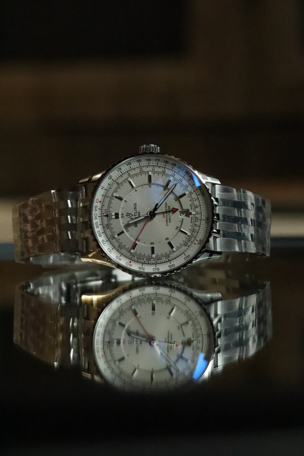 Breitling Navitimer GMT Srebrny 41 mm Stal